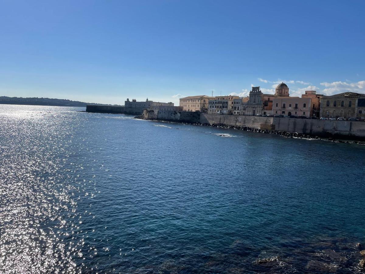 Oikia Sea Apartment Syracuse Exterior photo